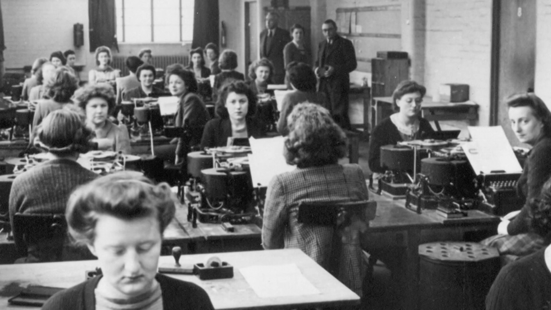 WRENS At Bletchley Park WW2 CREDIT DIRECTOR GCHQ