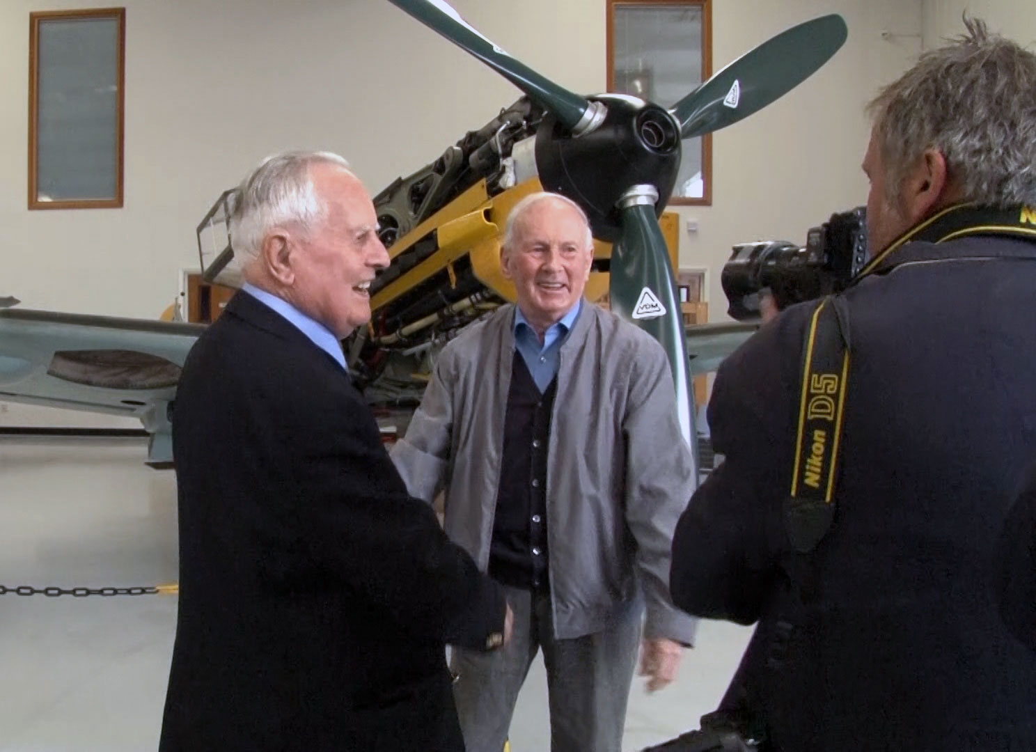 WW2 German pilot meets RAF veteran