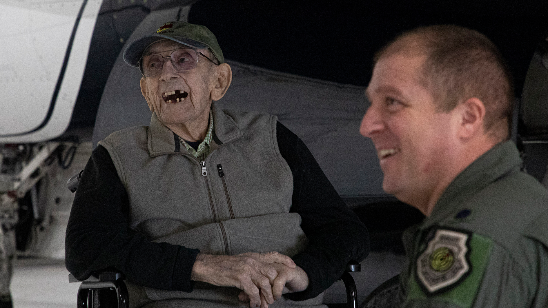 WWII Veteran US Air FORCE Base Tour CREDIT MOD 270223