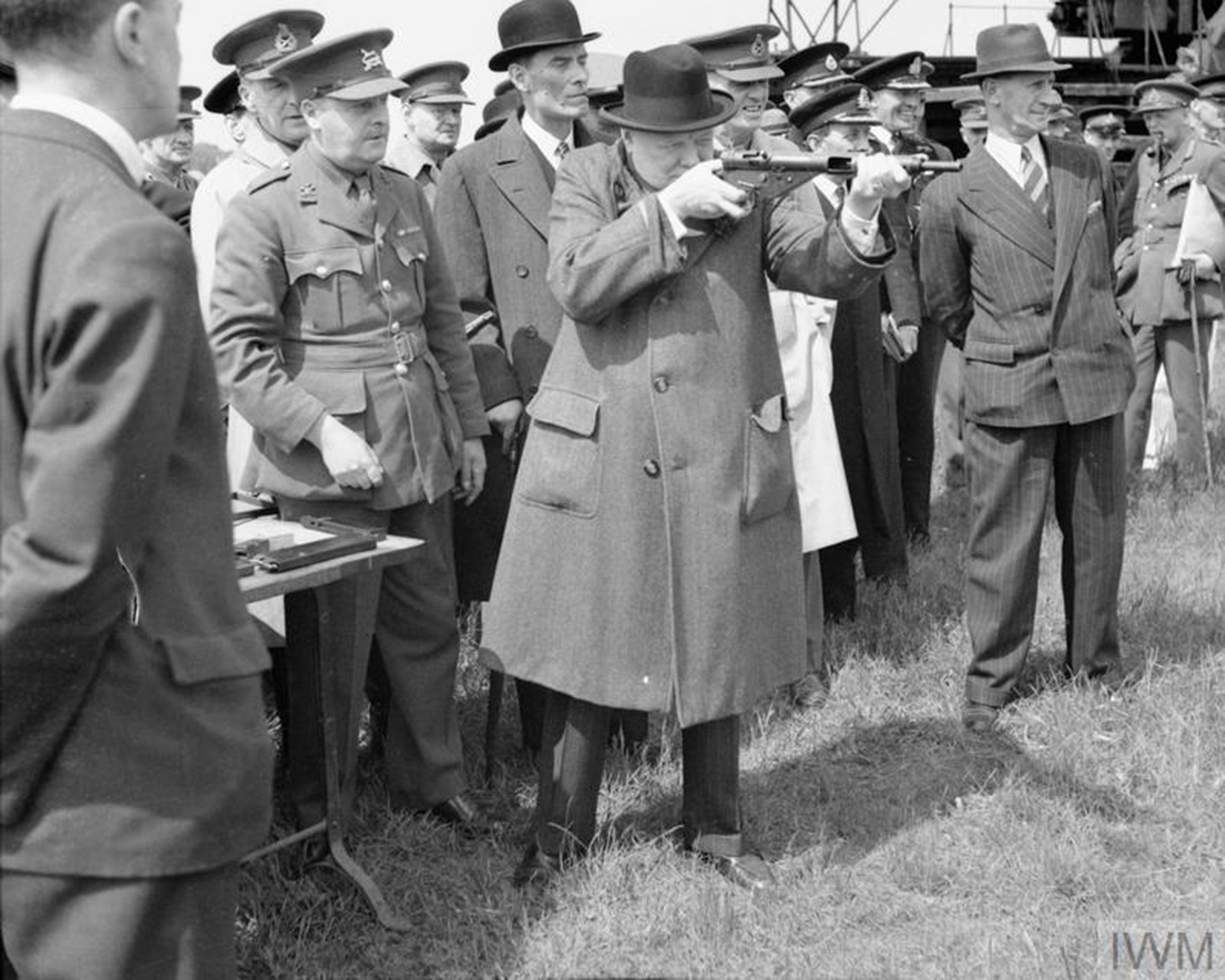 Winston Churchill Sten Gun Royal Artillery Experimental Station Shoeburyness Essex 1941 © IWM (H 10688)