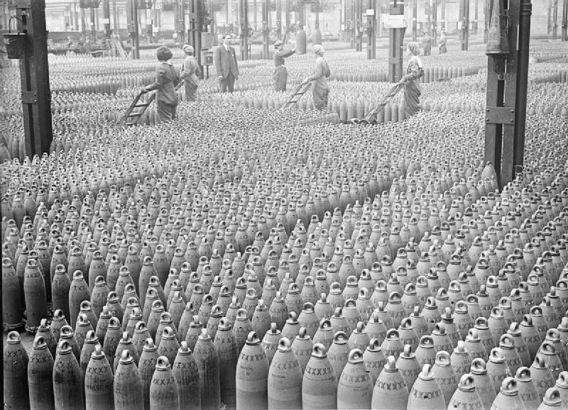 A British shell factory (IWM) - women mostly worked in factories while men went to war