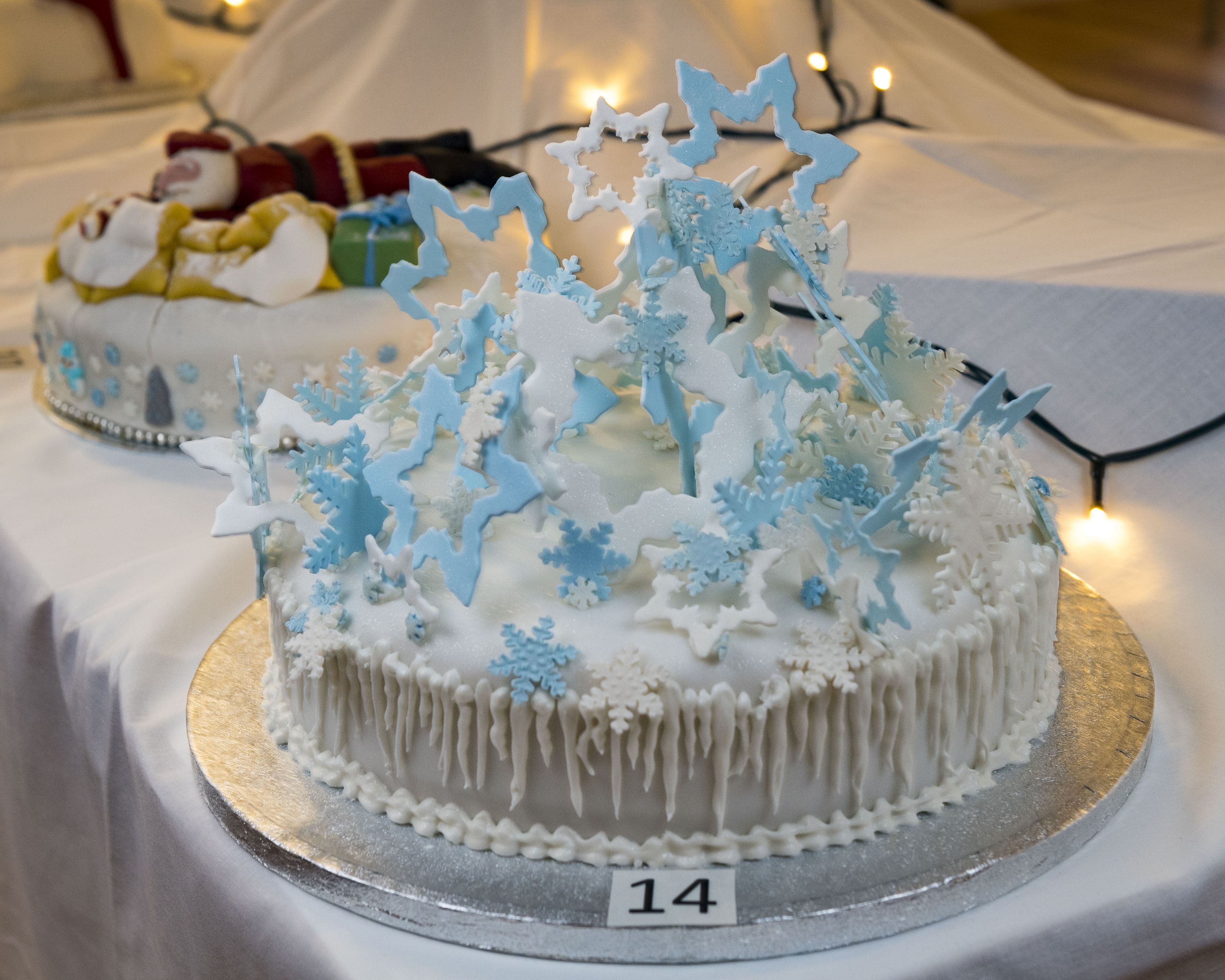 The swinning cake