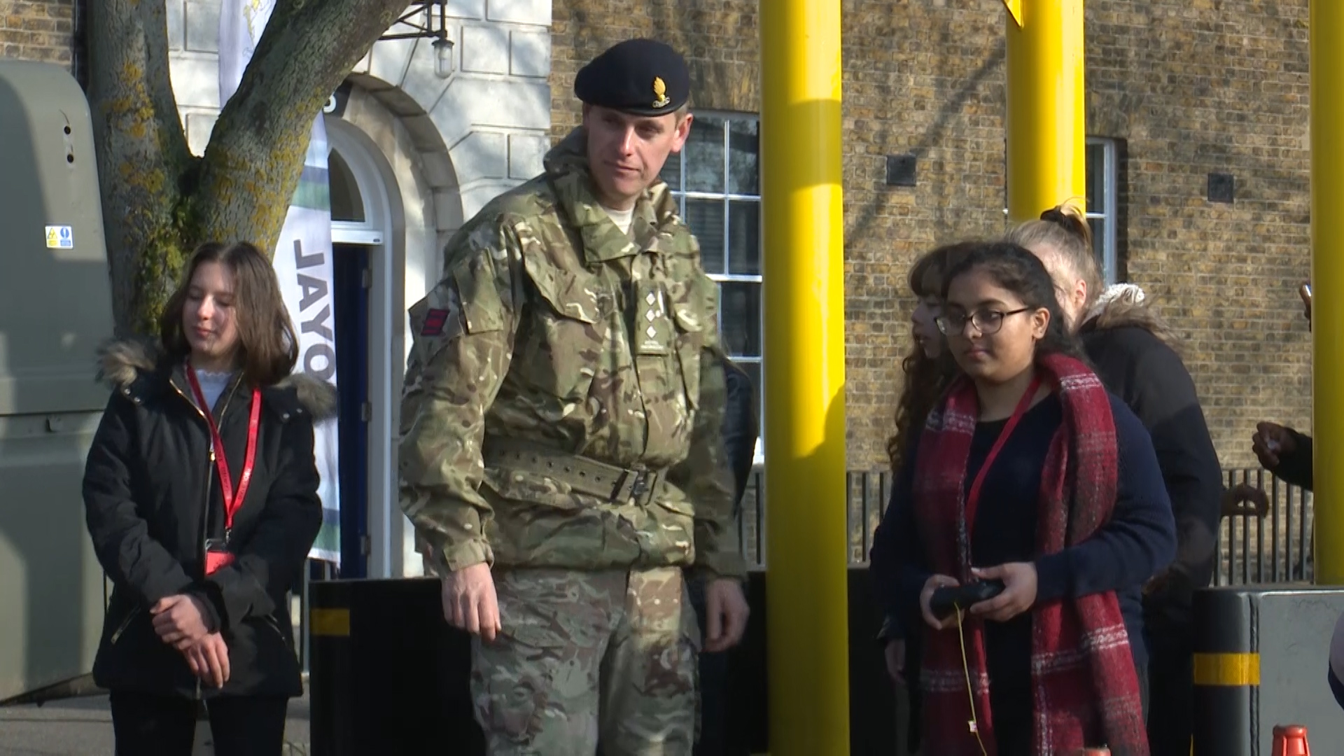 Year of Engineering event Royal Engineer with school pupil 21118 CREDIT BFBS