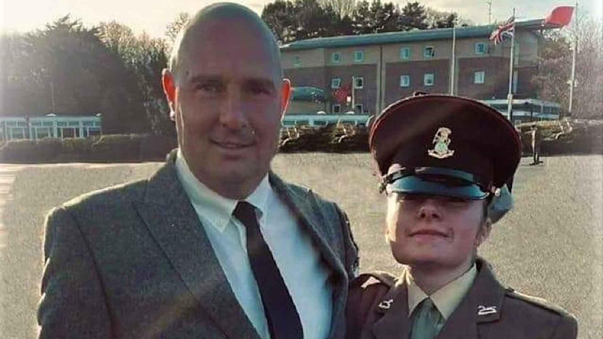 Yorkshire Regiment possible first father daughter serving together CSgt Ryan Hanson 1YORK Pte Jadyn-Olivya Hanson 29112021 CREDIT YORKS REGT Twitter.jpg