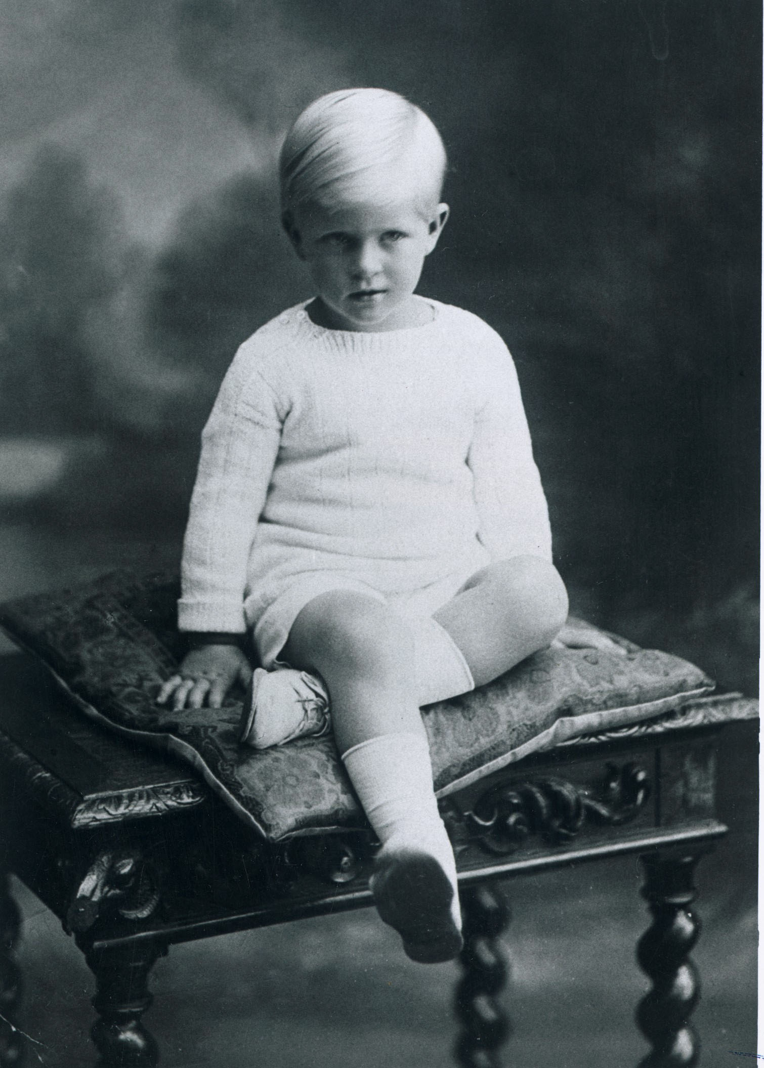 Young Prince Philip aged five in September 1926 CREDIT MIRRORPIX ALAMY