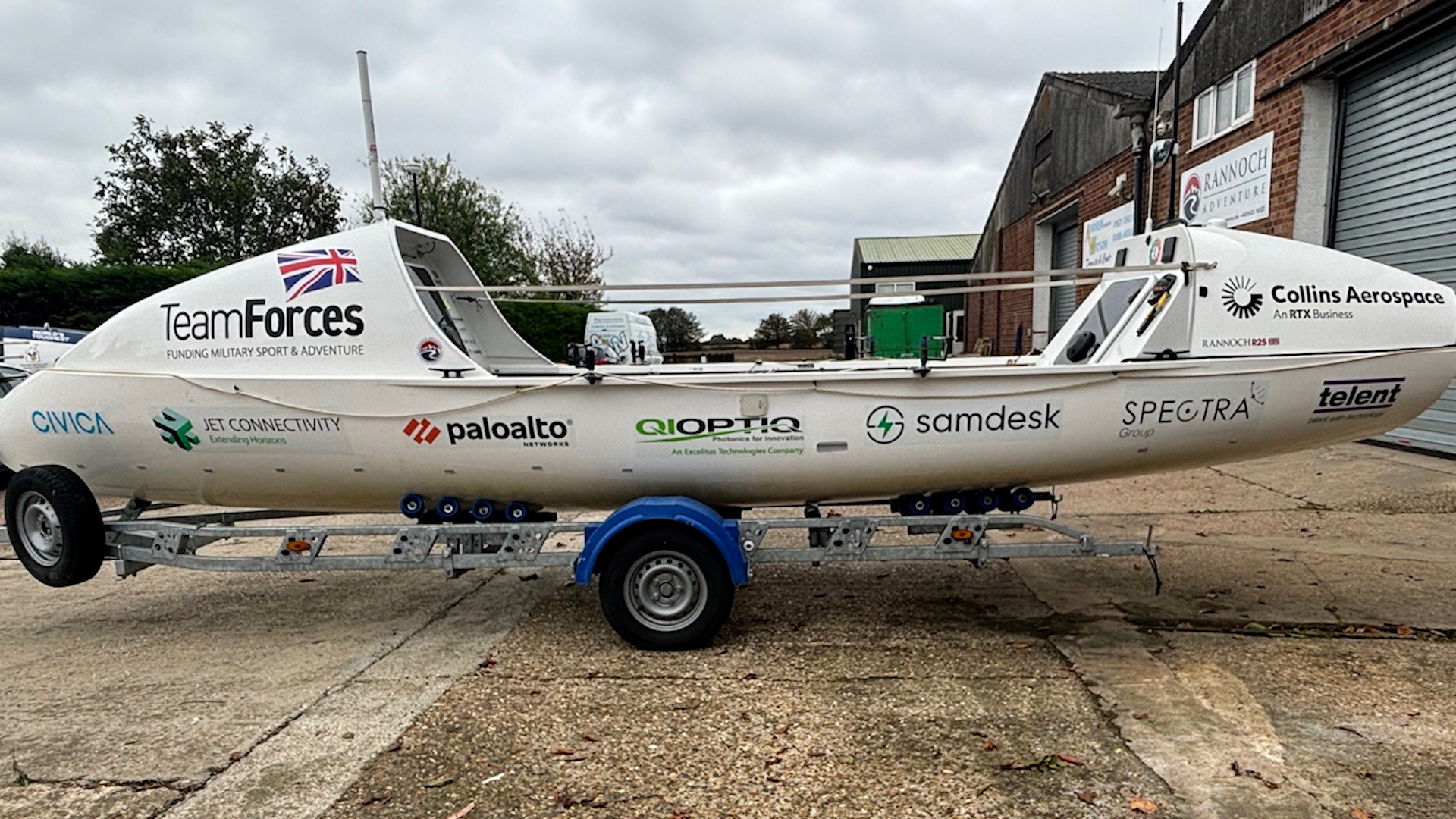 Zara Lachlan's boat pre departing on gruelling 90 day row