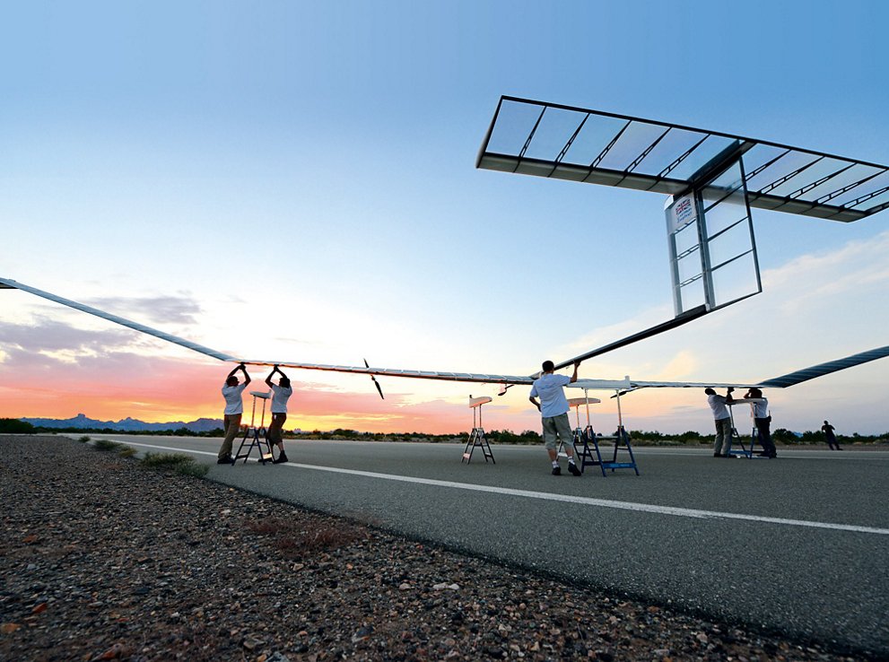 Zephyr Pic 2 100119 CREDIT Airbus.jpg 