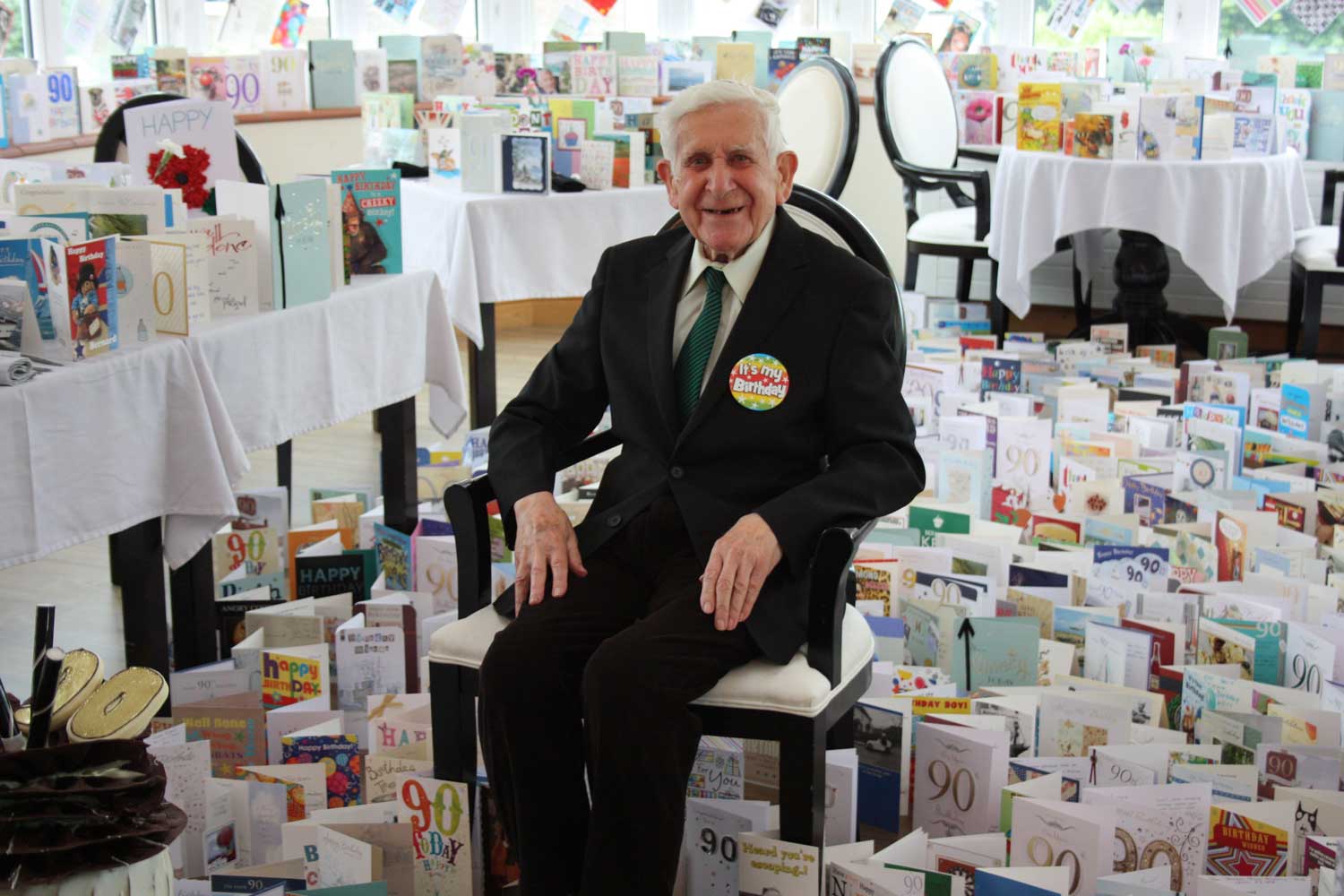 Care Home Escapee Veteran Receives 2,500 Birthday Cards