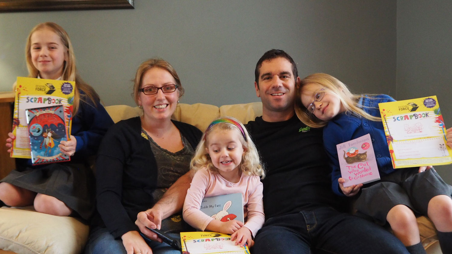 Broome Family With Scrapbooks Credit Reading Force