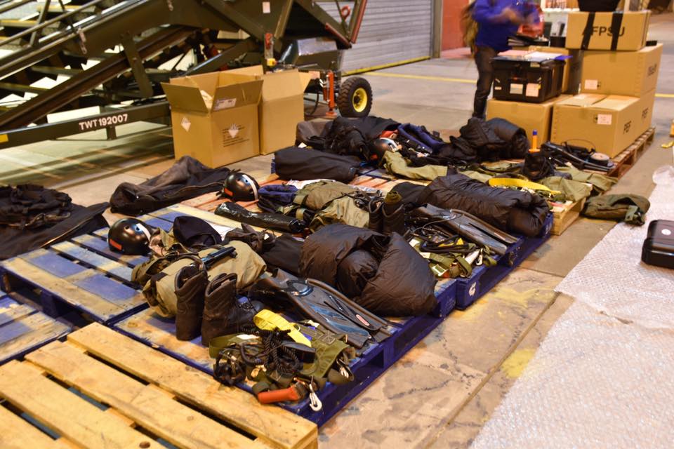 Submarine Search Kit ready