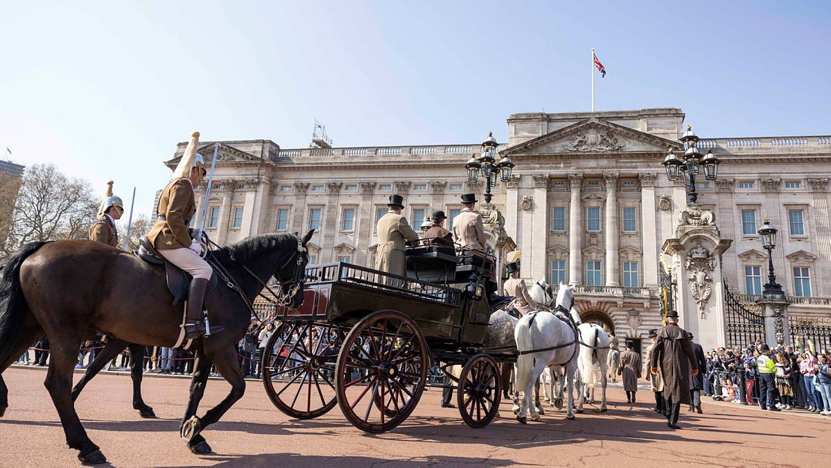 carriage household cavalry 17042023.jpg 