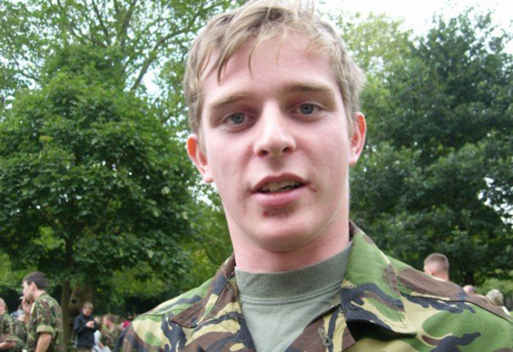 Wounded British Soldier Hits Back At Anti-Muslim Sentiment Wounded British soldier Chris Herbert hits back at anti-Muslim sentiment