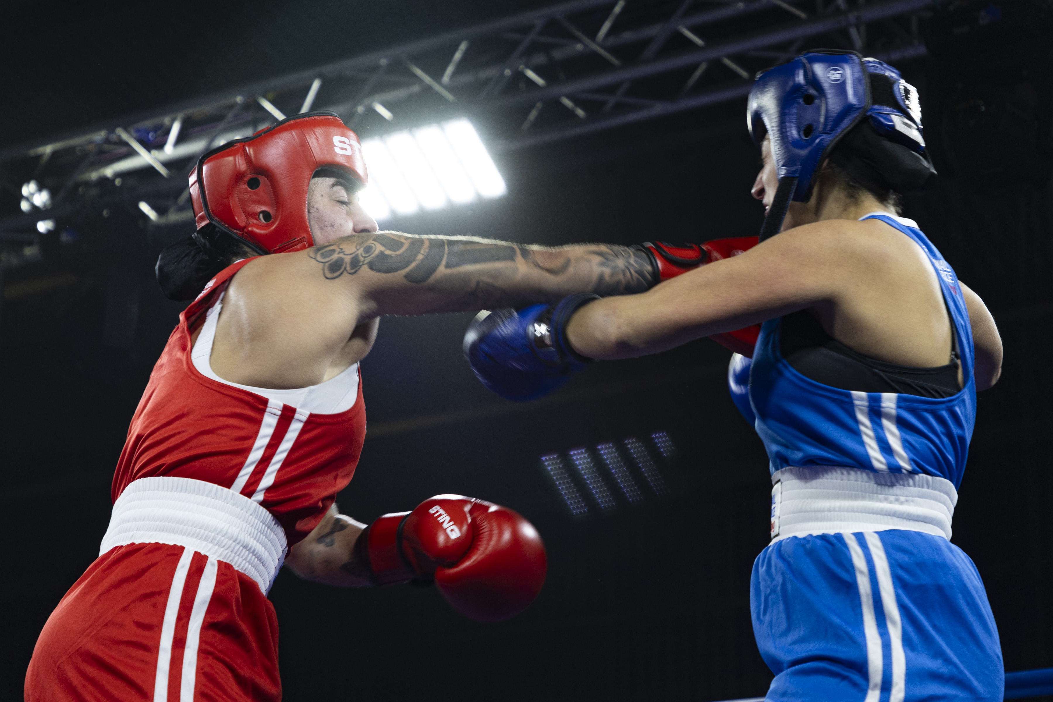 first female gunner to win a title RAF boxing title