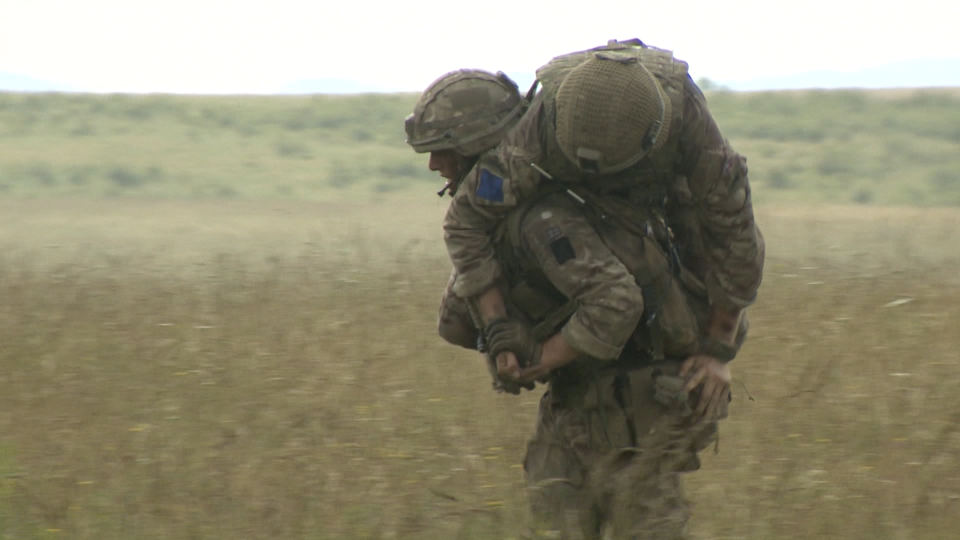 gunner transport fake casualty during ex relentless fire 021019 credit bfbs.jpg 