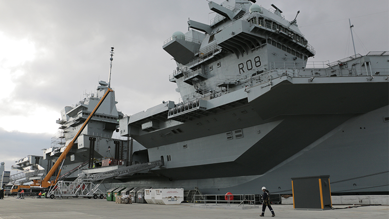 HMS Queen Elizabeth 051217