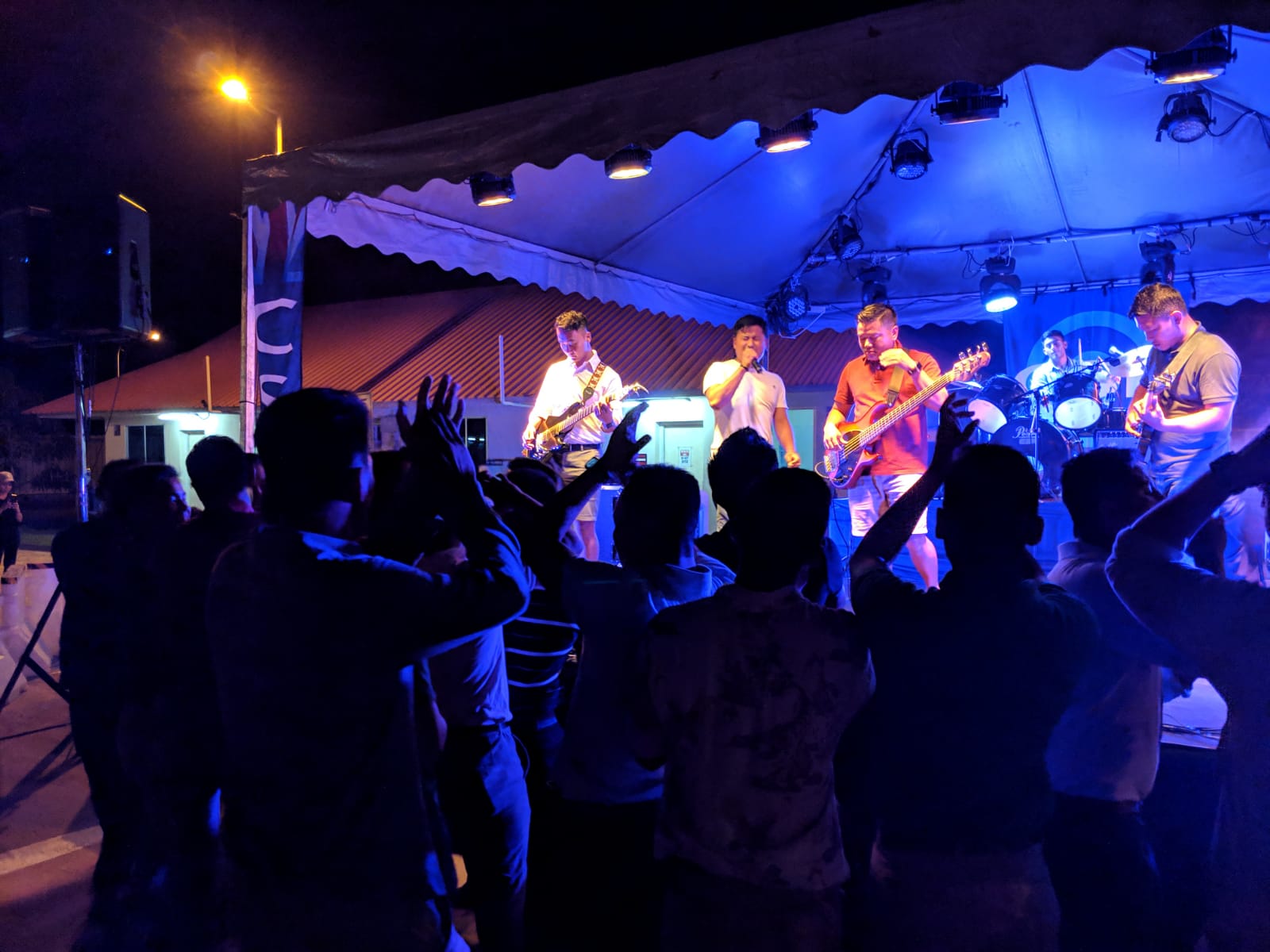 R&R Gurkha Band