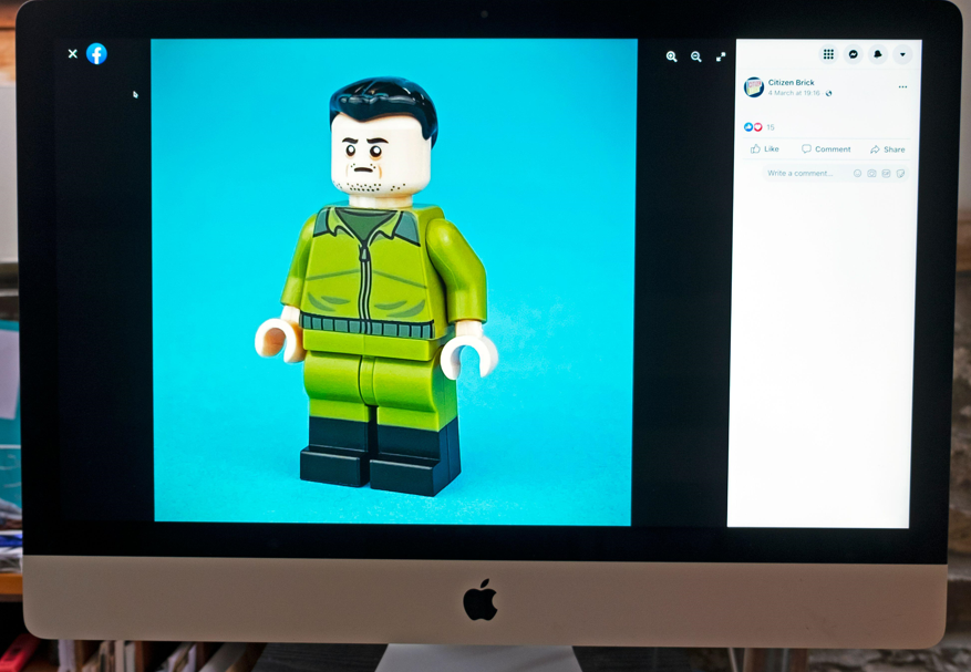 Citizen Brick’s Ukraine President Volodymyr Zelensky minifigure on a computer screen. (Picture: Kathy deWitt / Alamy Stock Photo).
