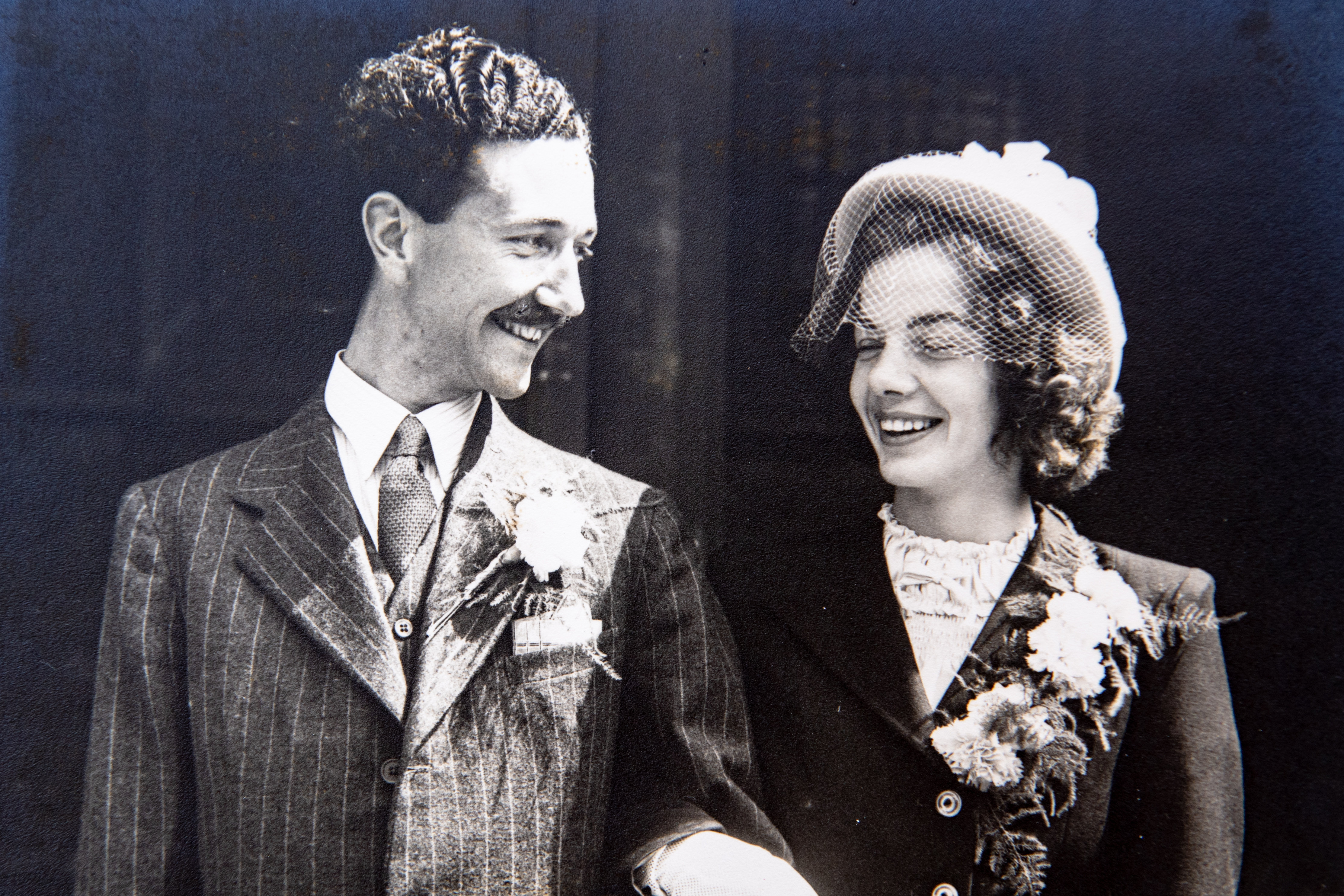 RAF Matchmaker Gives Couple 70 Years Of Happy Marriage SWNS