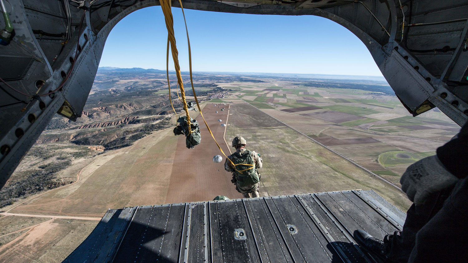 Parachute Regiment British Paras Spanish CH47 Chinook helicopter Exercise Listed Paratrooper Image ID 45161856 CREDIT Crown Copyright 2016
