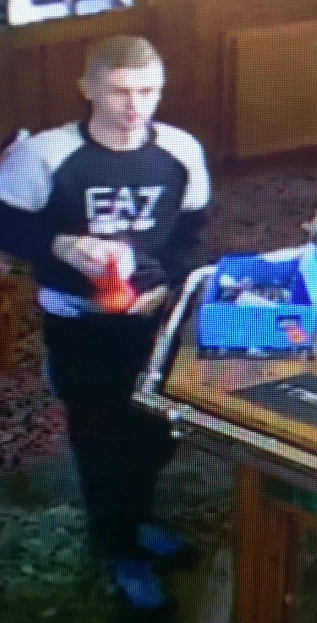Poppy Tin Thief