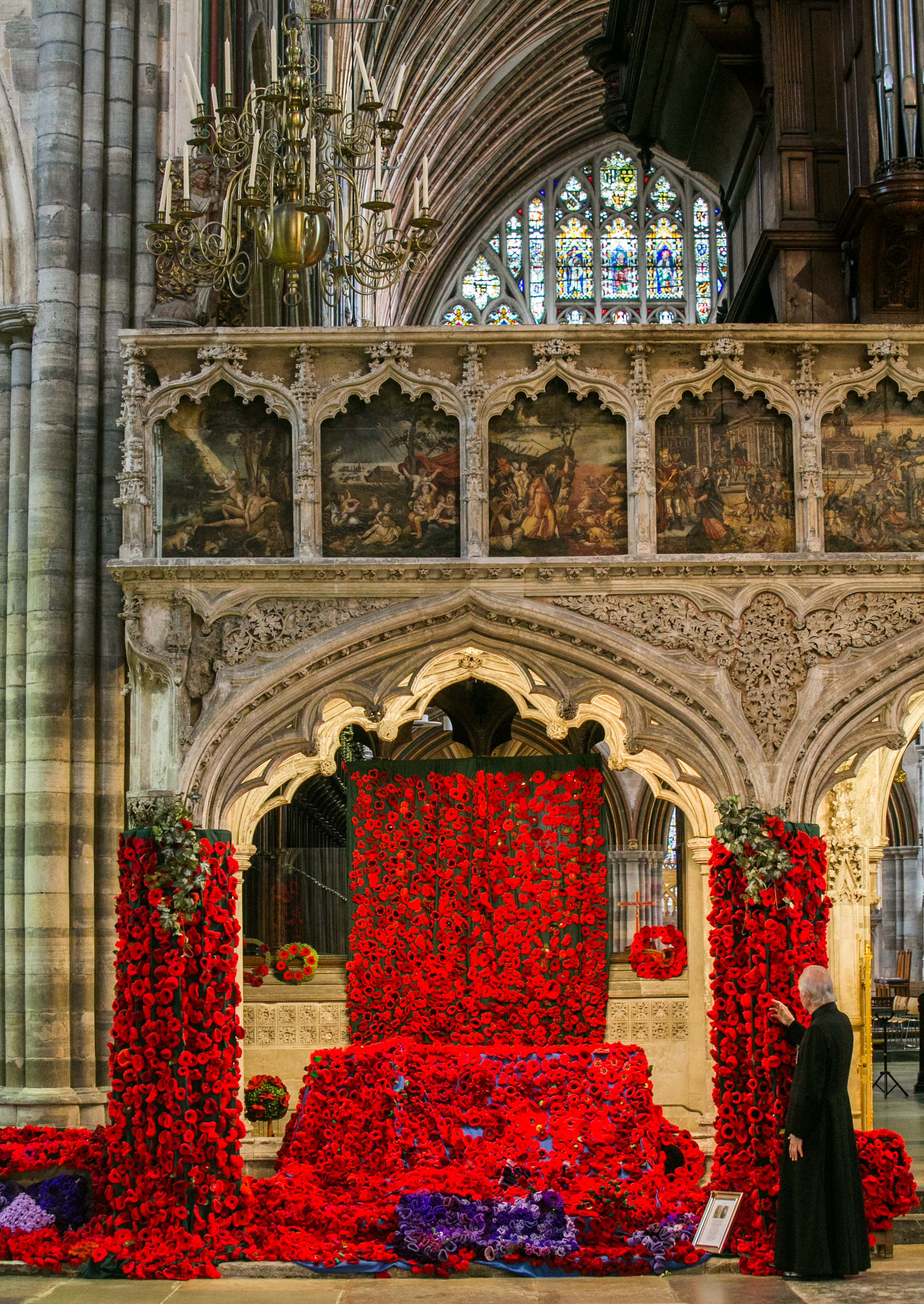 Exeter Cathedral Poppies 071117