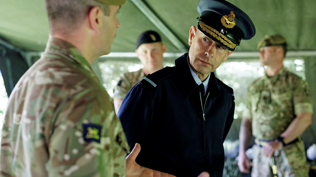 prince_edward_visits_soldiers_during_op_interflex
