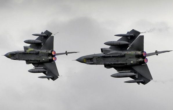 Near Miss As Glider Pilot Mistakes Tornados For Birds