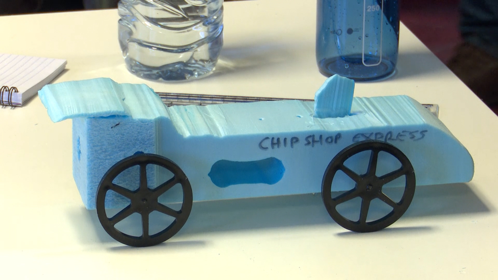 Rocket Cars STEM Race to the line