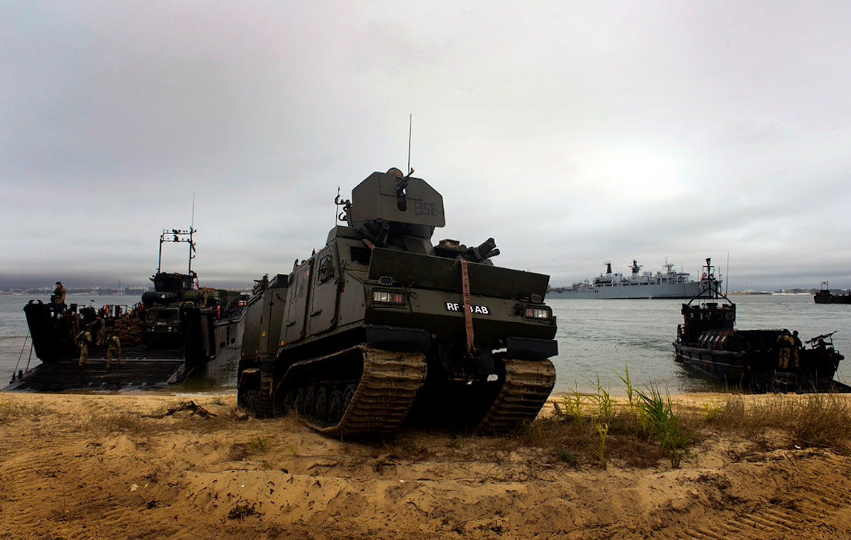 royal marines landing platform hms bulwark DATE 25012024 CREDIT MOD.jpg