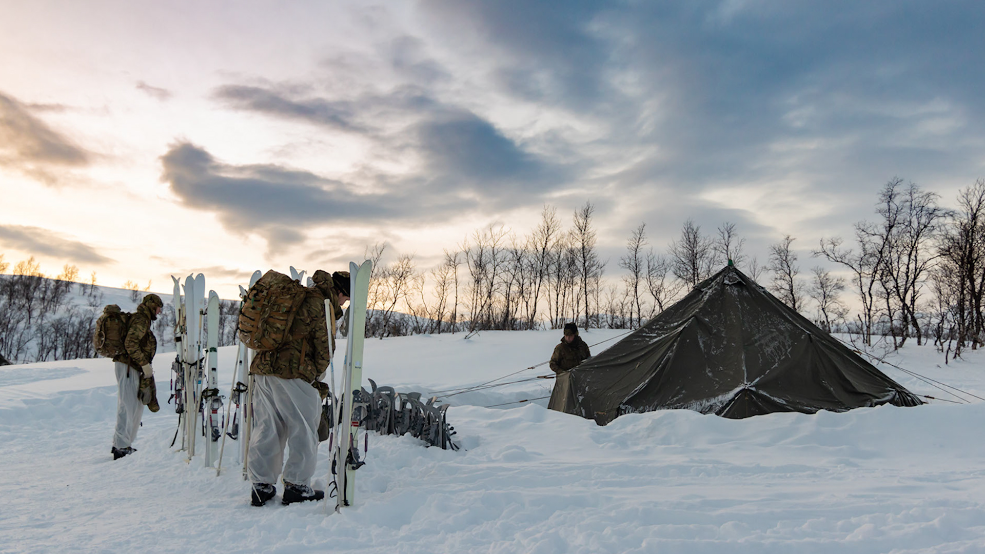 The 10-man tents balance the need for survival in these extreme conditions, with requirements such as concealment and mobility