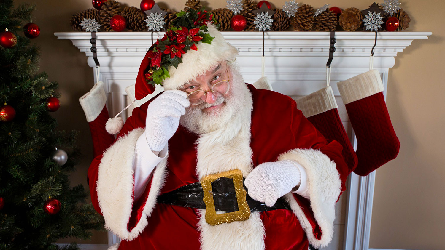 santa-claus-pixabay-1628845_1920-SFW.jpg	