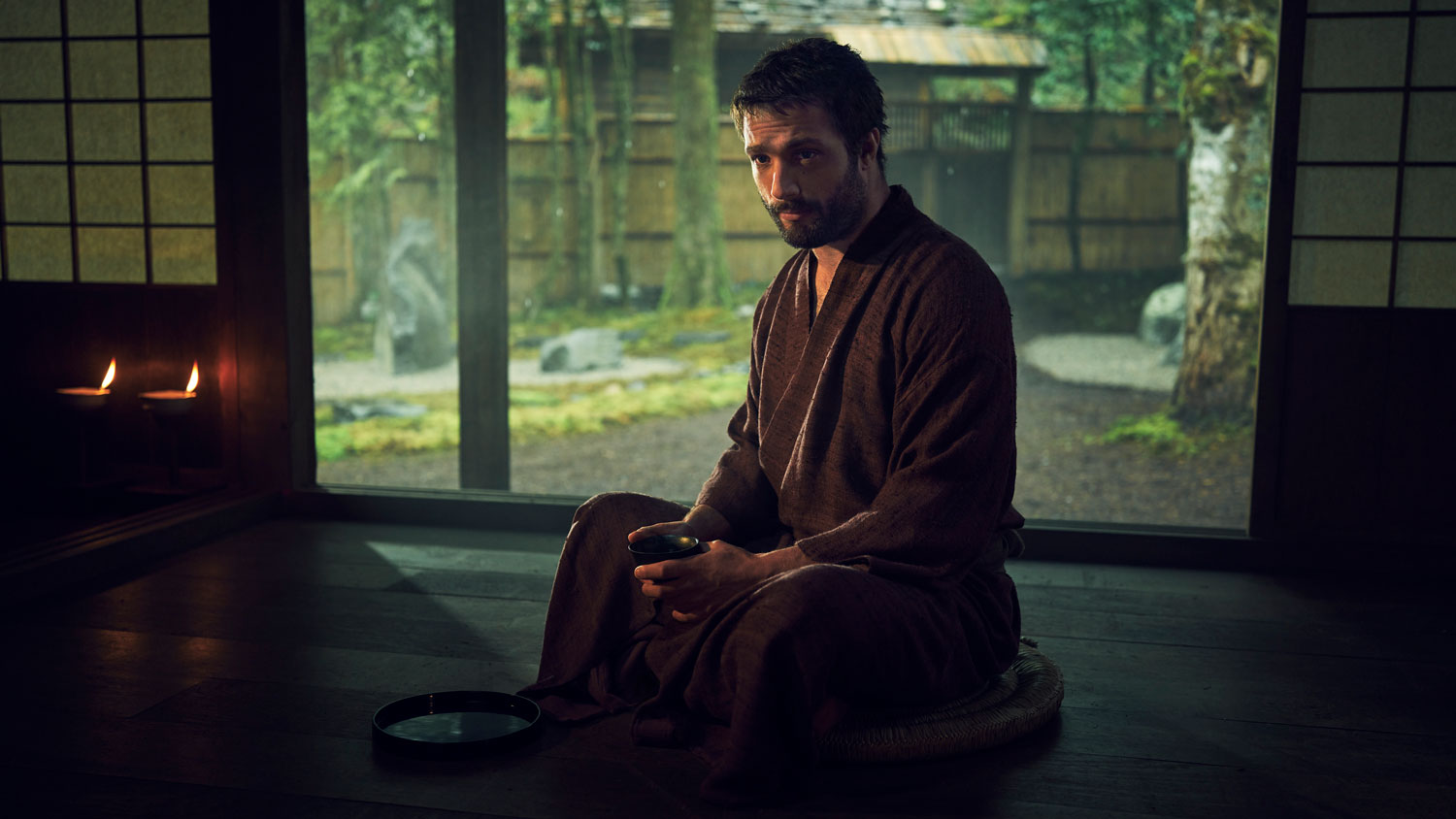 Shōgun's John Blackthorne played by Cosmo Jarvis drinking tea CREDIT Courtesy of FX Networks