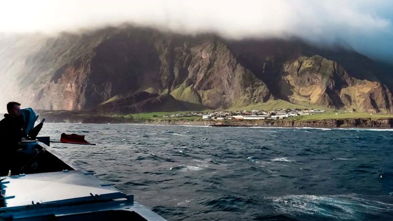 HMS Medway helps prevent hantavirus outbreak on UK's most remote overseas territory