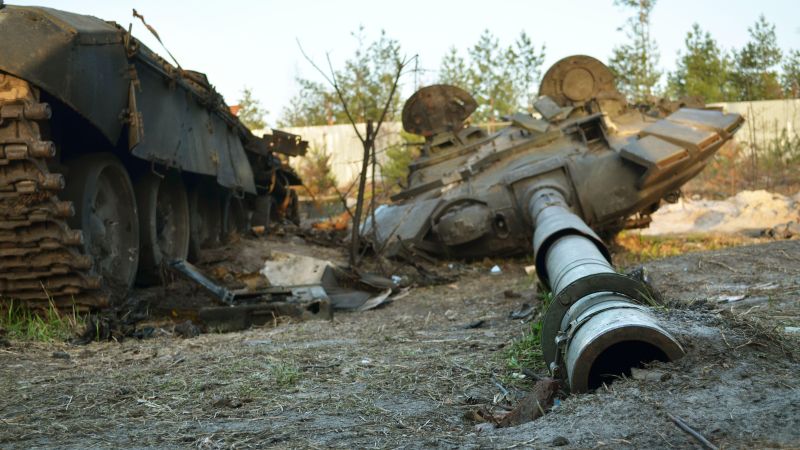 Former Army chief: Russians made 'every possible military mistake'