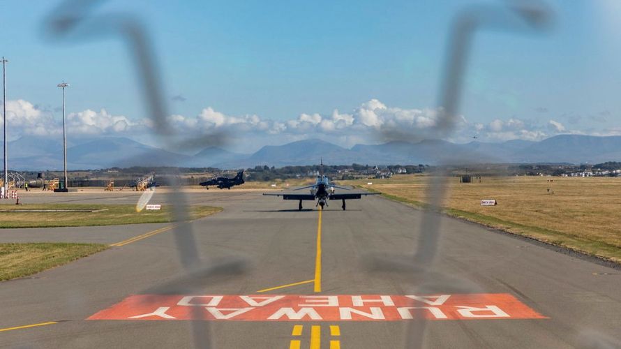 'Runway Ahead'-AS1 Muir. students from XXV Sqn at RAF Valley, Holyhead, practicing close formation in Hawk T2 aircraft 20012020 CREDIT MOD Crown Copyright
