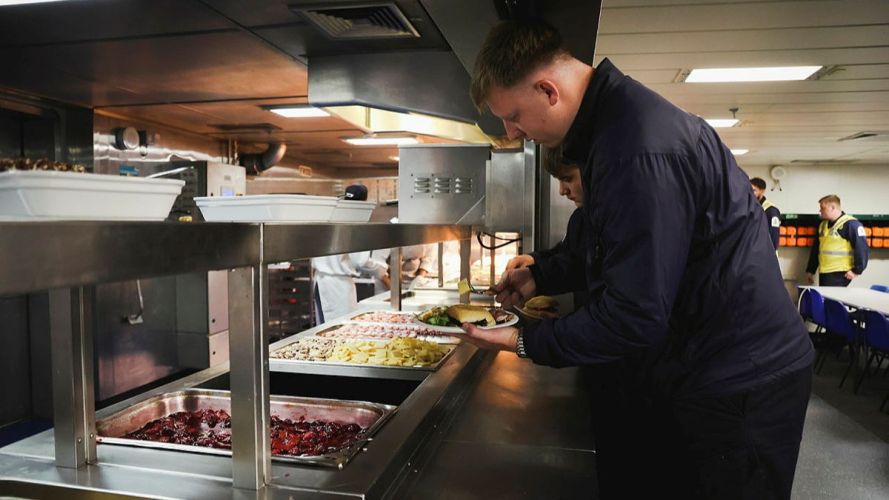 At lunchtime many sailors prefer a light bite, not a heavy, full meal (Picture: MOD) HMS Queen Elizabeth is trialling Generational change to feeding (GenChange) and all-day grazing pic MOD