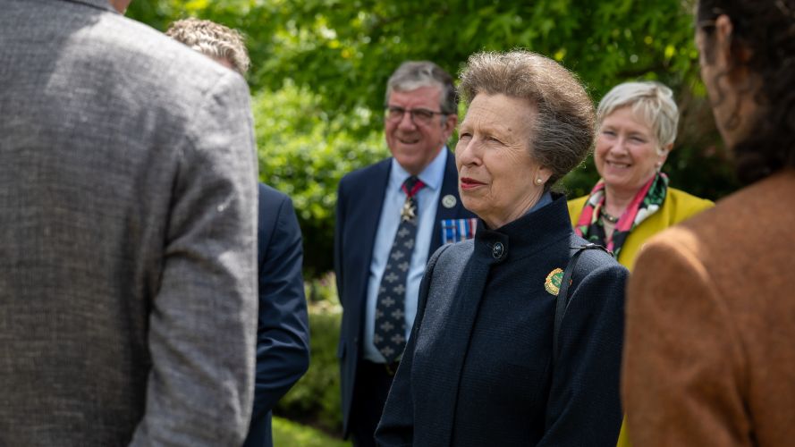 Princess Anne at CWGC unveiling cred CWGC
