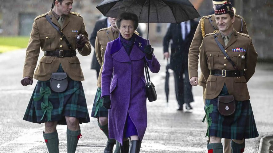 Princess Royal at Fort George