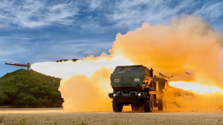 Soldiers from the US Army's 623rd Field Artillery Regiment fire an M142 High Mobility Artillery Rocket System during a live-fire exercise in Kauai Soldiers from the US Army's 623rd Field Artillery Regiment fire an M142 High Mobility Artillery Rocket System during a live-fire exercise in Kauai