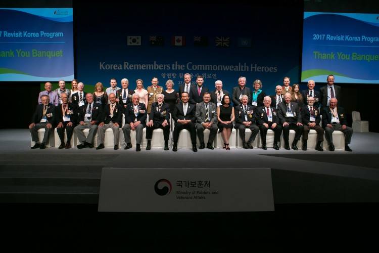 Korea Revisit Veterans Thank You Banquet Group