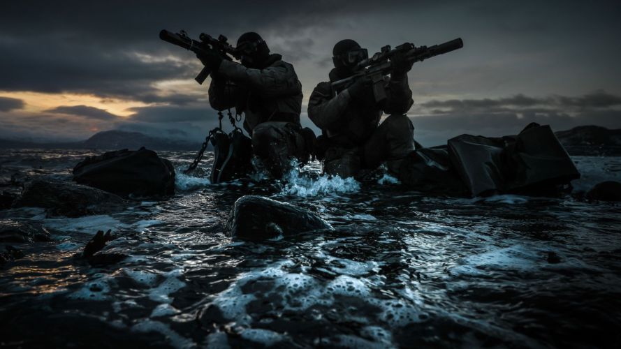 Lphot Stainer-Hutchins was awarded the CGRM award for his striking images depicting the Royal Marines in action