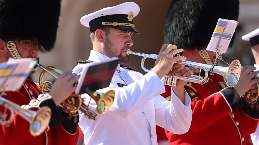 In a celebration of the bonds that unite Ukraine with the United Kingdom, the bands performed 'Stand By Me' by Ben E. King (Picture: MOD)