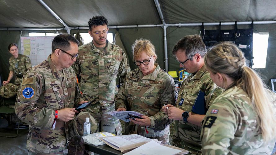 RAF and US Army personnel working in the RAF ASU (Picture: MOD)