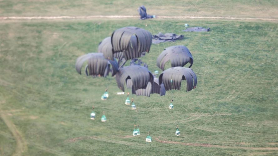 Largest UK military parachute drop in a decade takes place on Salisbury Plain