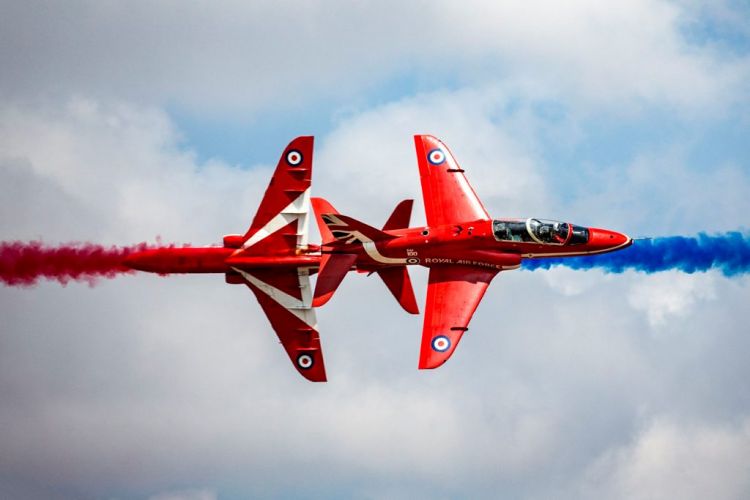 Red Arrows: The UK's World-Class Aerobatic Display Team