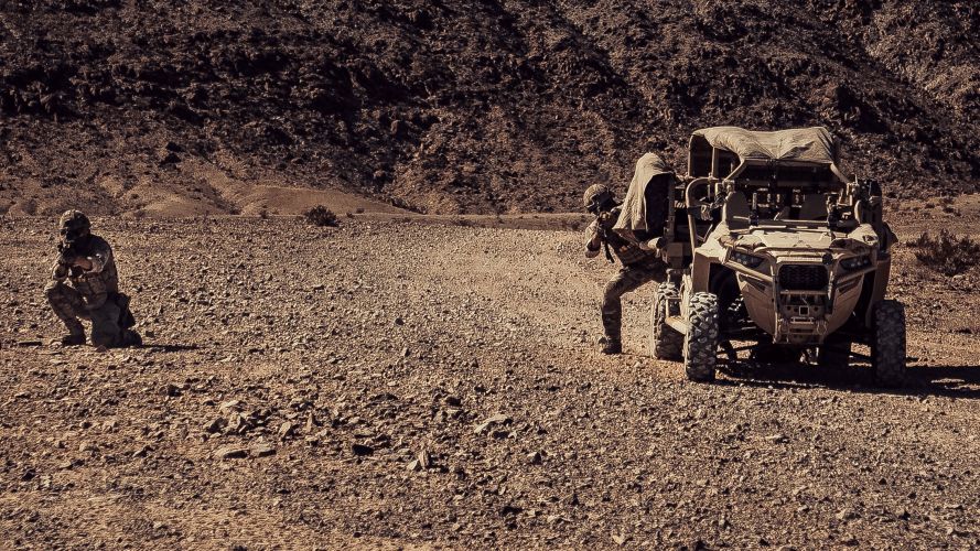 40 Commando Royal Marines conduct break contact drills during Exercise Green Dagger 10102021 Credit Crown.jpg