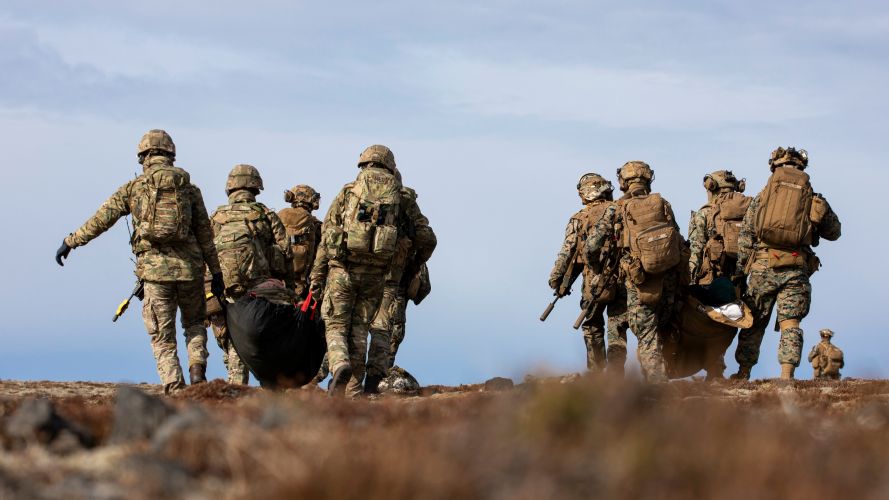 42 Commando Royal Marines and US Marines execute tactical recovery of aircraft and personnel 21042022 CREDIT Royal Navy.jpg