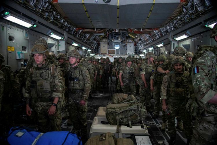 British Forces from 16 Air Assault Brigade arrive in Kabul as part of Operation Pitting (Picture: MOD).