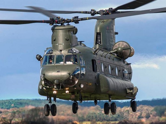 A Chinook HC3 helcopter from RAF Odiham