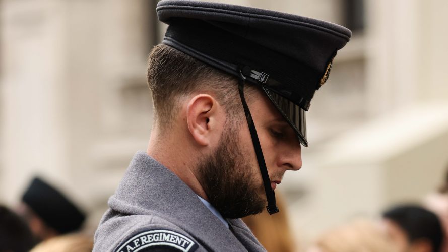 A member of the RAF Regiment paying respects at the Cenotaph on Armistice Day 2022 (Picture: MOD).